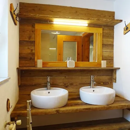 Haus Schneeberg - 3 For 10 People Chalet *